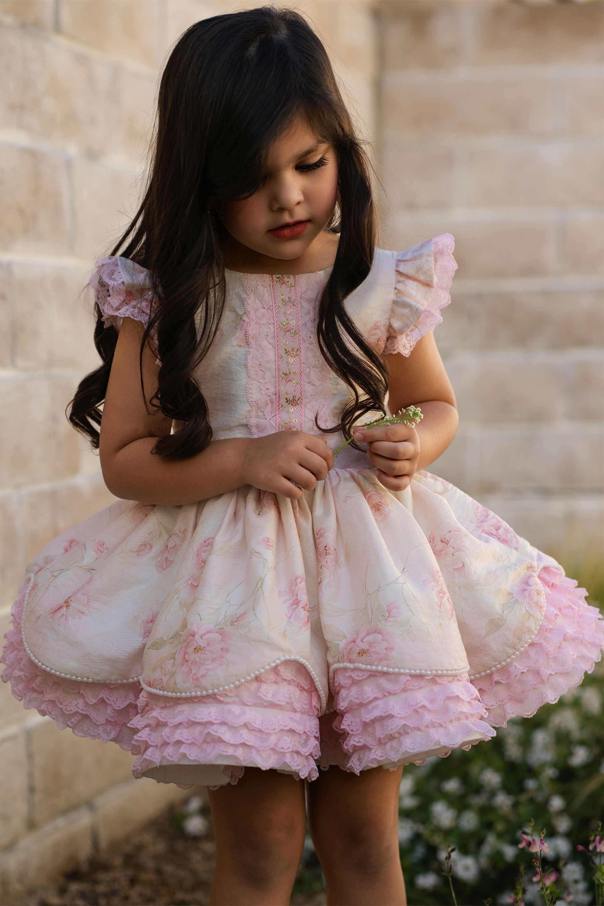 Rosie Floral Gleam